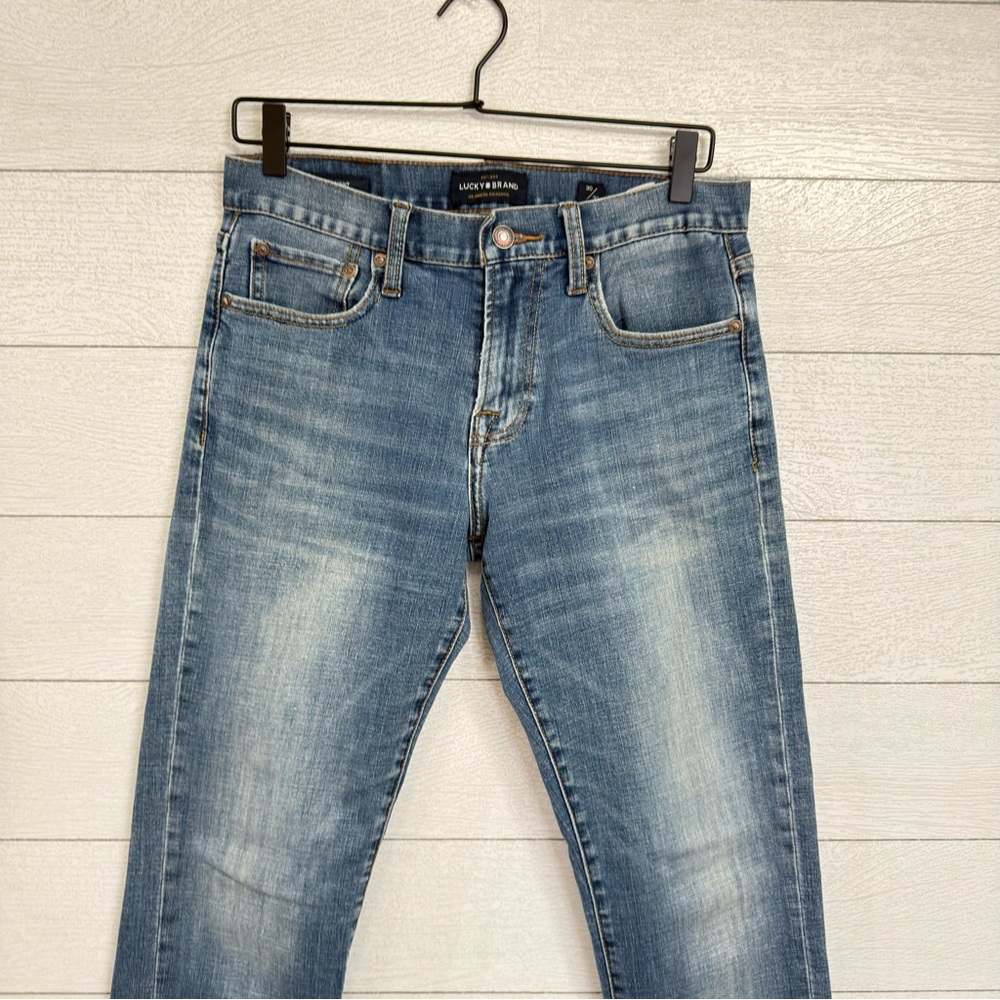 Lucky Brand 221 Straight Leg Jeans Medium Wash Distressed Denim 30x28 Vintage - Picture 2 of 16
